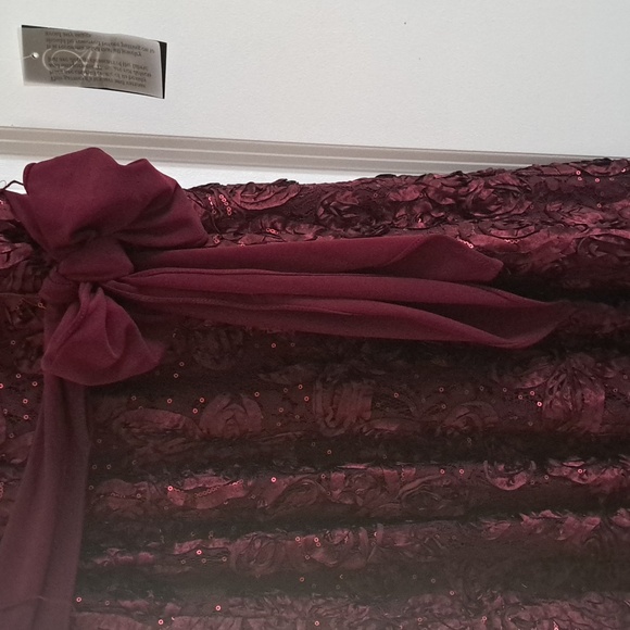 Alex Evening Women's Tea Length Dress with Rosette Detail Size 6 Color: Merlot - Picture 2 of 11